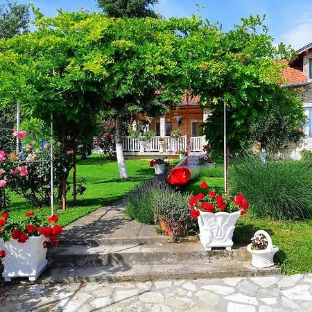 Oaza Cemerlic Apartment